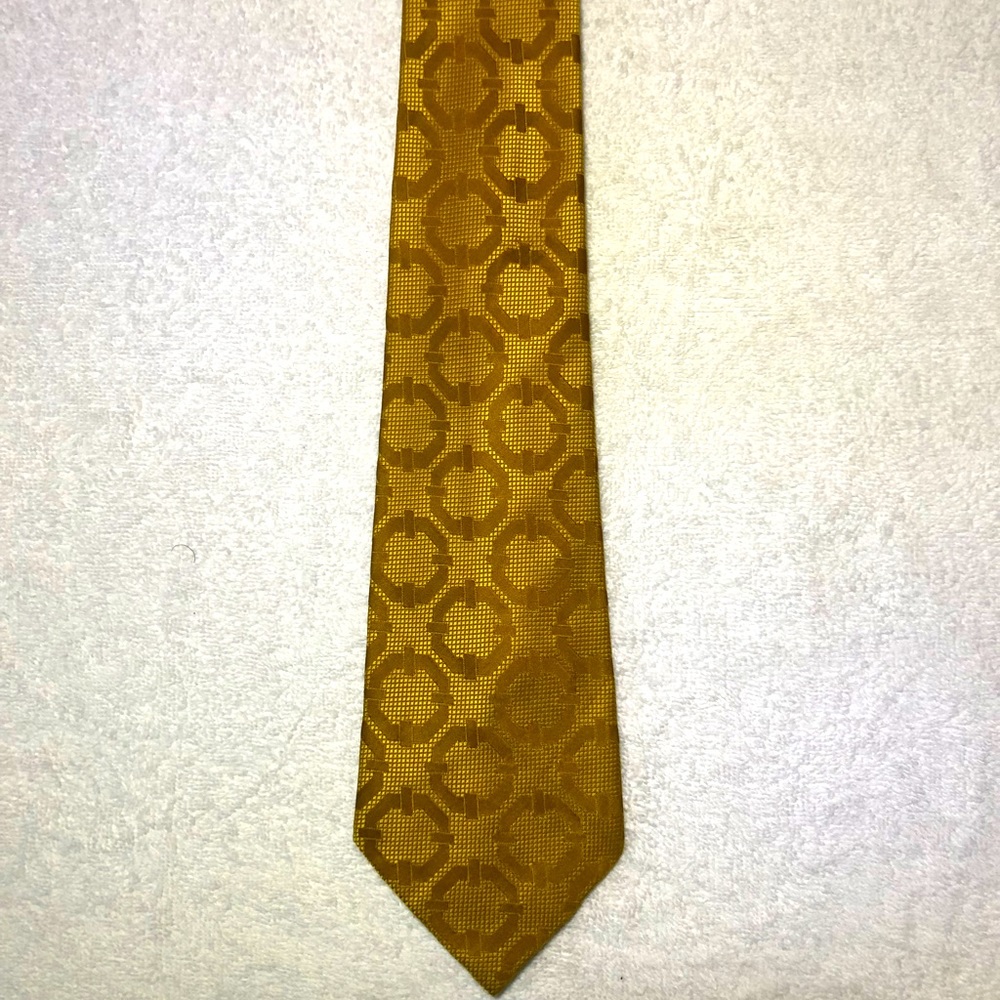 NeckTie
